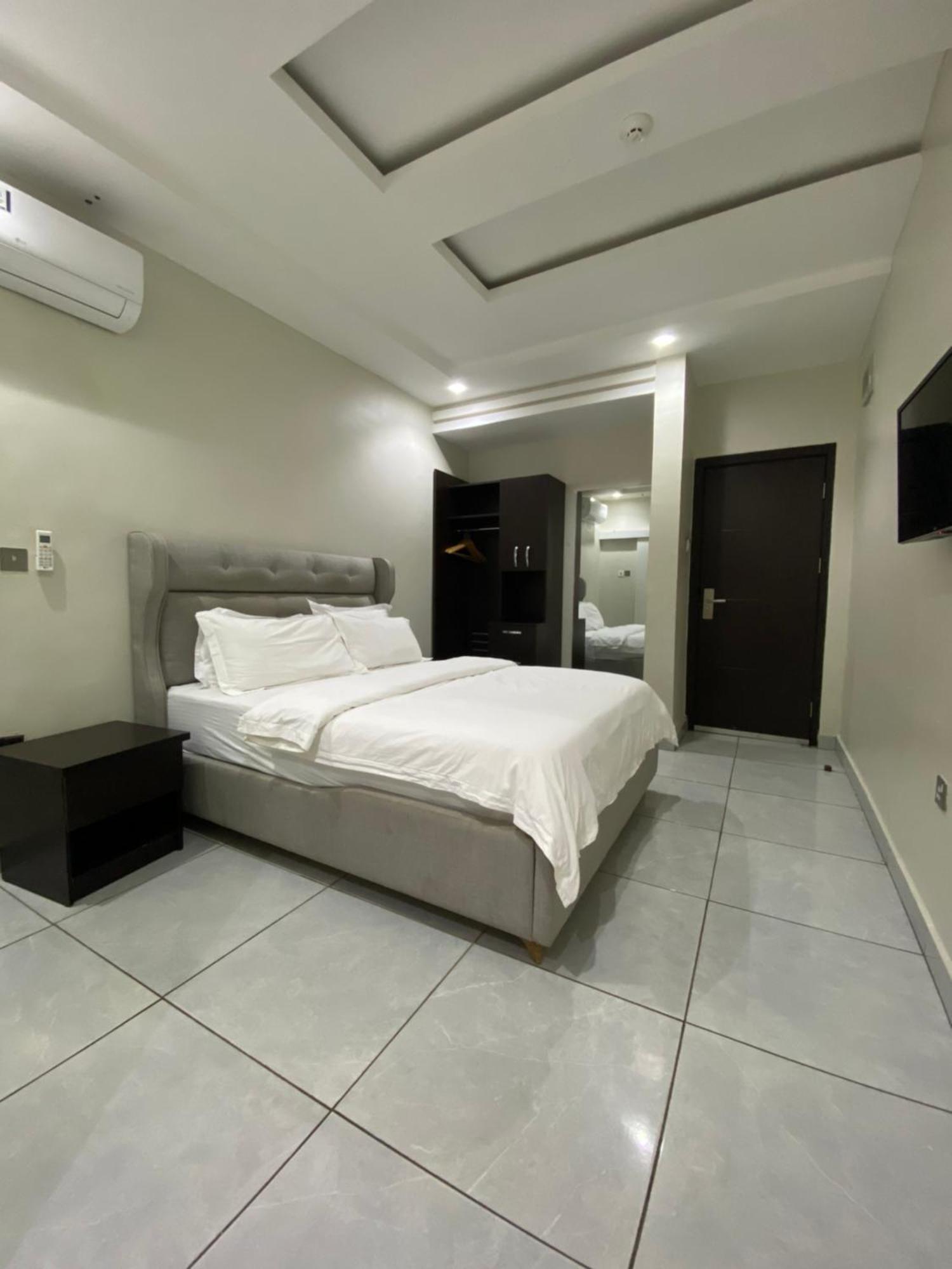 Emmaag Hotel, Ibadan Eksteriør billede