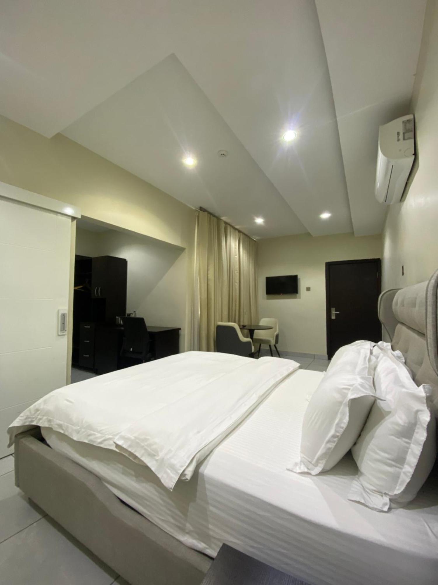 Emmaag Hotel, Ibadan Eksteriør billede